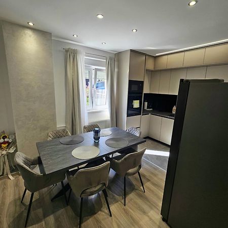 Apartment Holiday Zadar Dış mekan fotoğraf