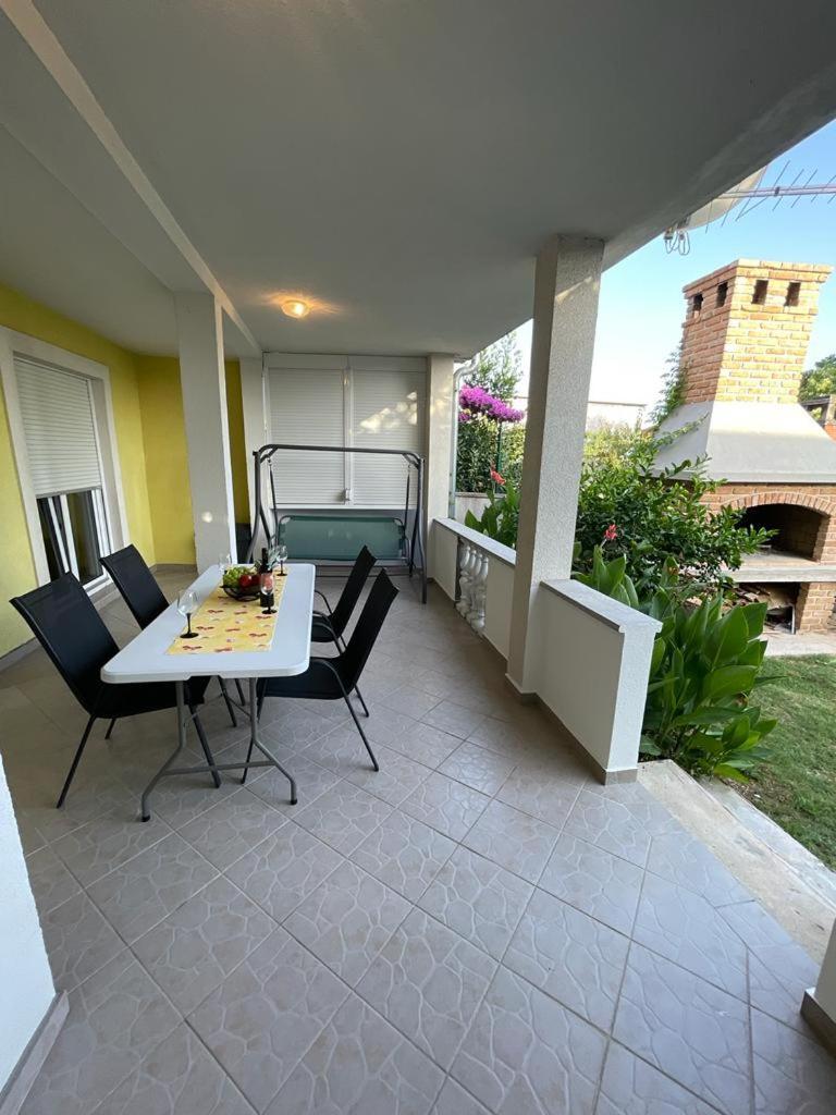 Apartment Holiday Zadar Dış mekan fotoğraf